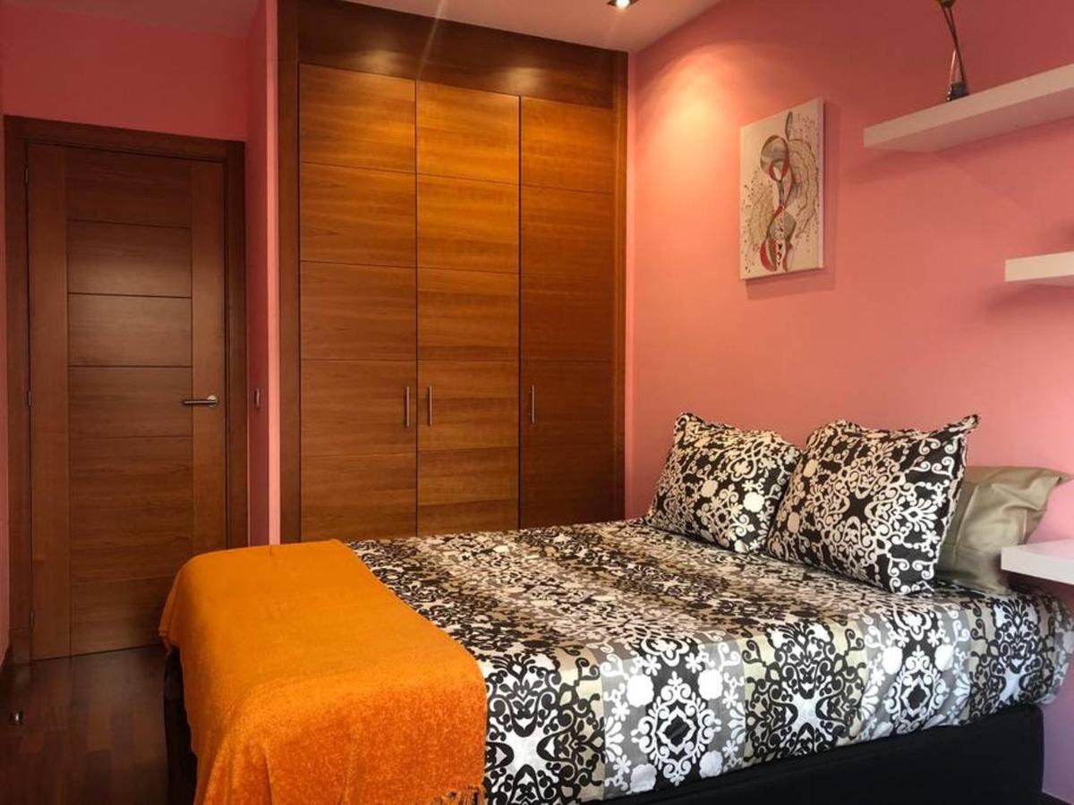 Elegant House In + Garden Casa vacanze *