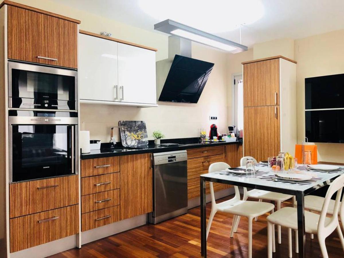 Holiday home City View Retreat: Garden Oasis *